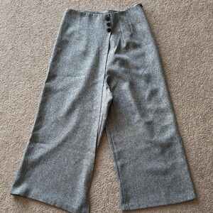 Gray Wide-Leg Pants (M)